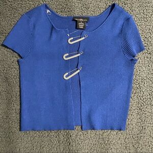 Runway fashion cropped sweater top